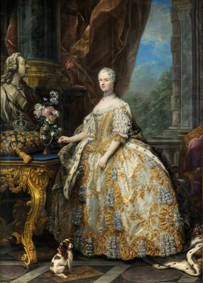 Marie Leszczynska queen of France outdoors